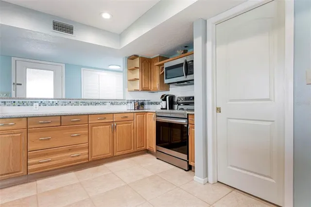 $595,000 | 9619 Valencia Cove, Bradenton, FL 34210