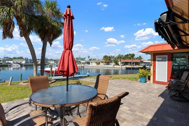 $595,000 | 9619 Valencia Cove, Bradenton, FL 34210