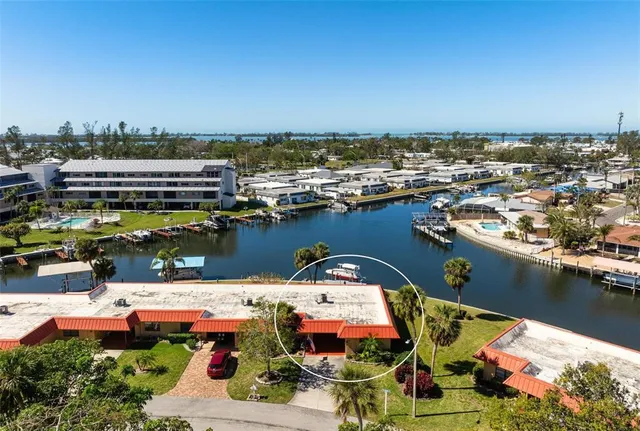 $595,000 | 9619 Valencia Cove, Bradenton, FL 34210