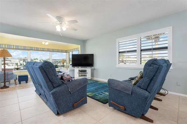 $595,000 | 9619 Valencia Cove, Bradenton, FL 34210