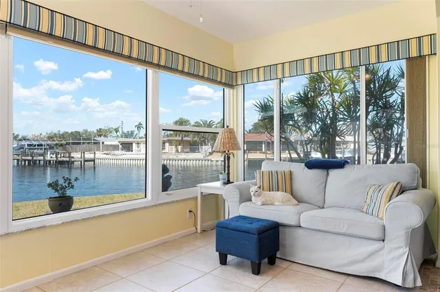 $595,000 | 9619 Valencia Cove, Bradenton, FL 34210