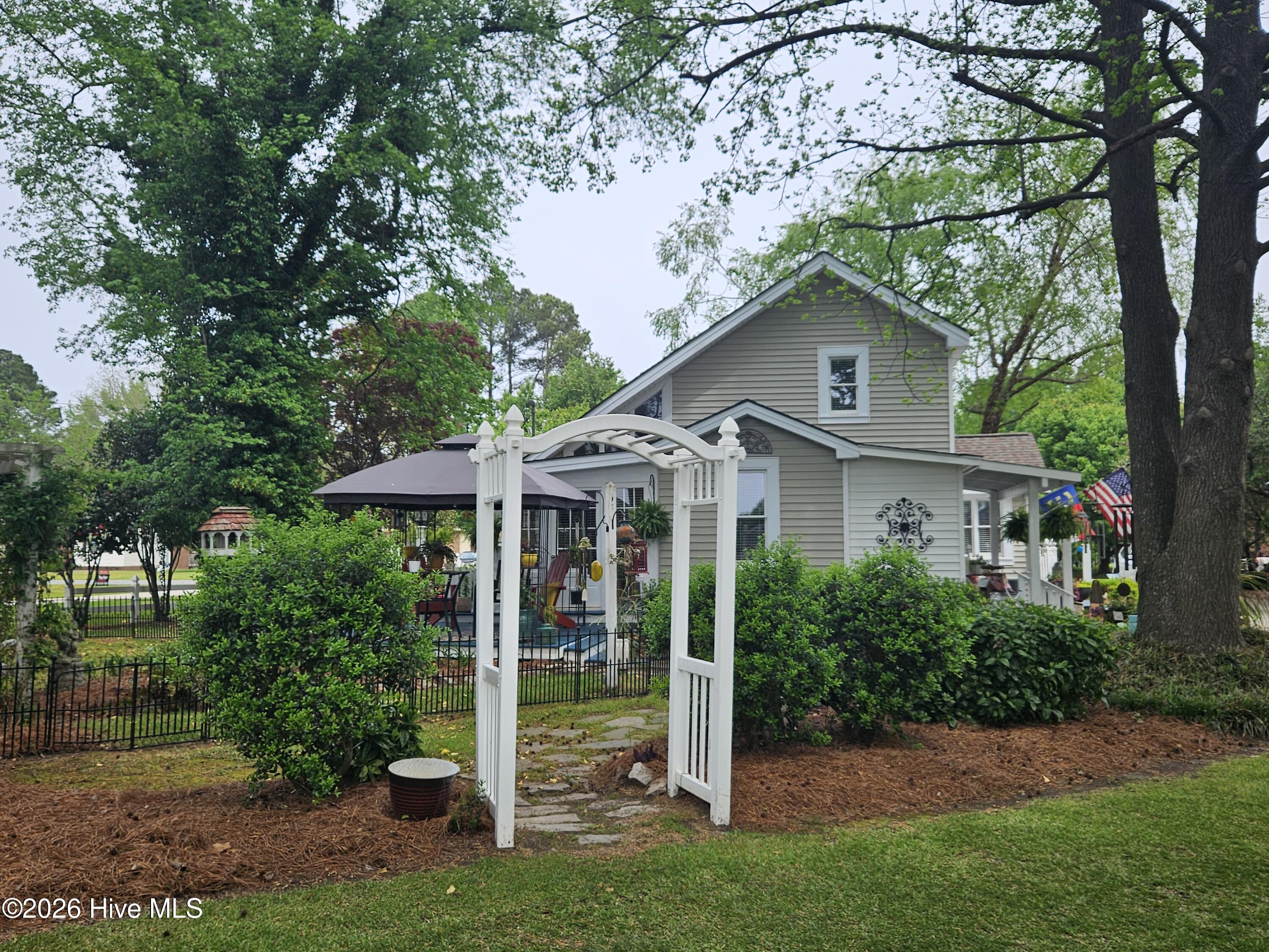 113 Jefferson Street Clinton, NC 28328 - Photo 5 of 27 20260407_124908