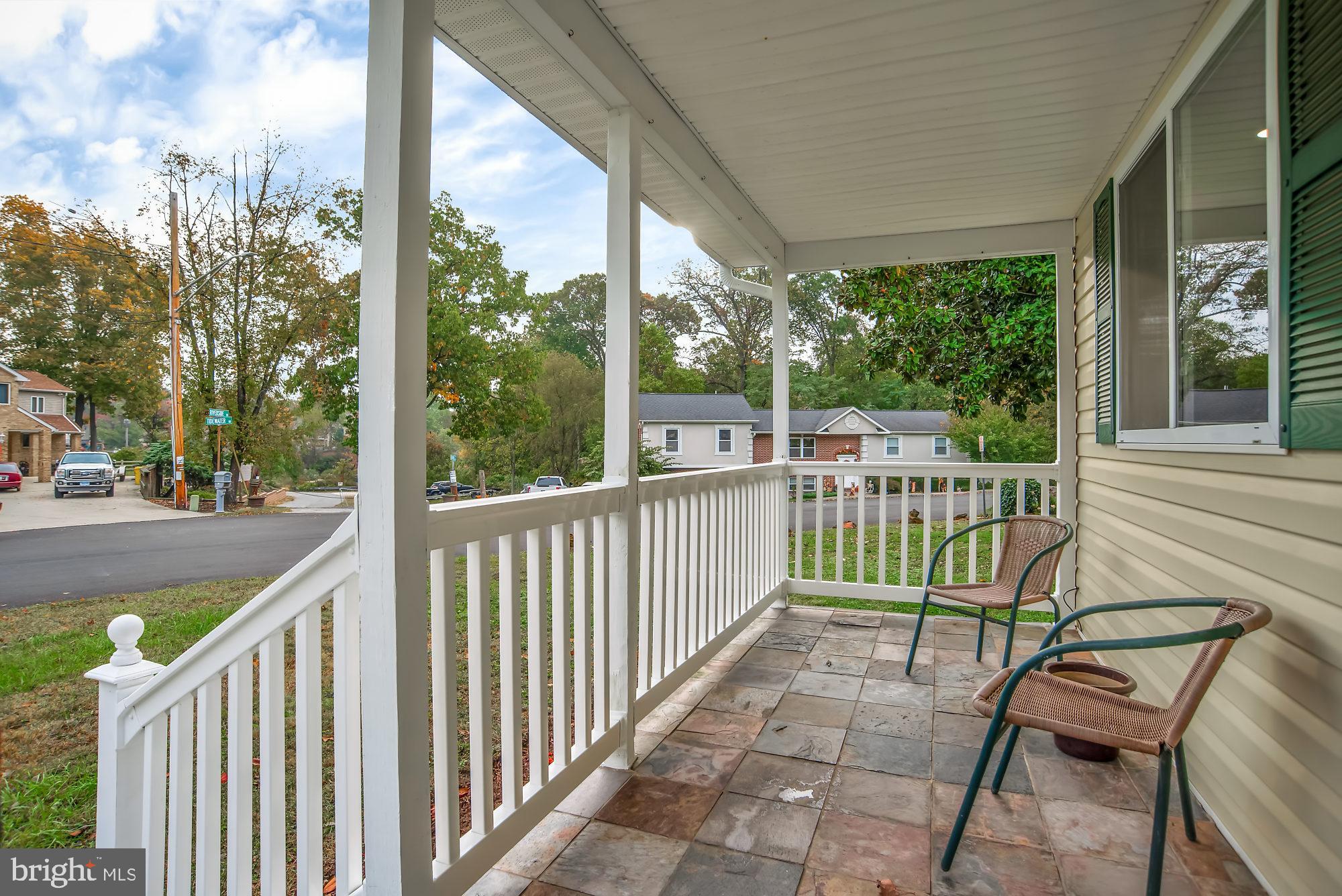849 Riverside Drive Pasadena, MD 21122 - Photo 2 of 26 Gallery Image 2