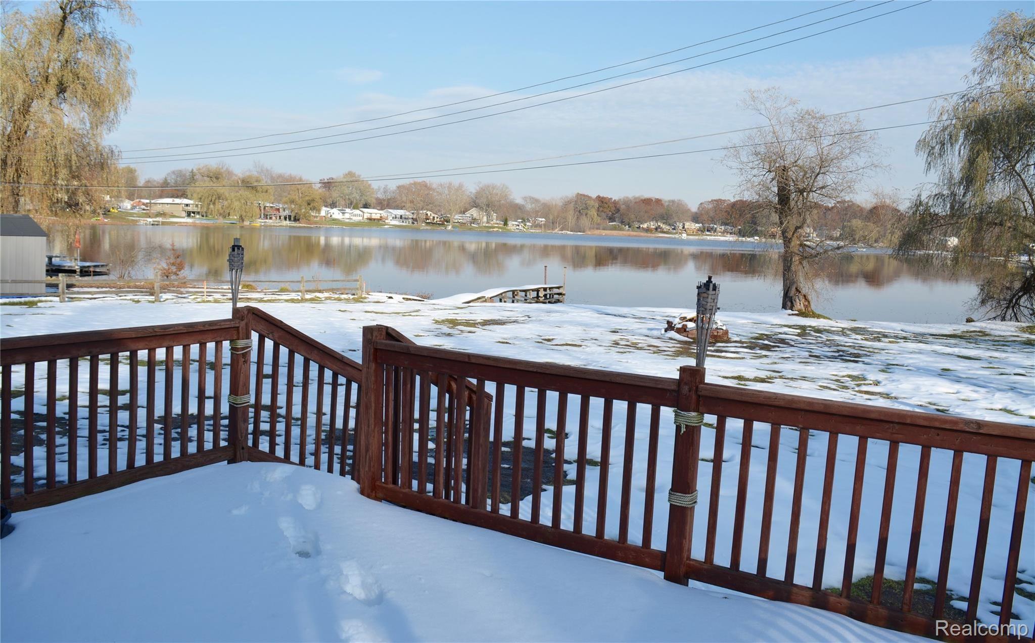 5968 Carroll Lk Road Commerce Township, MI 48382 - Photo 22 of 23 DSC_0444.jpg