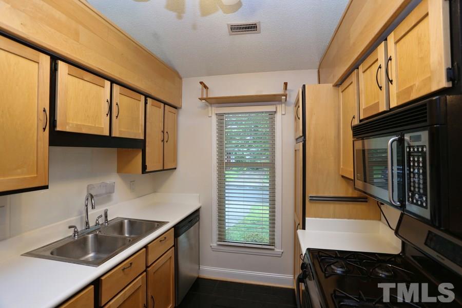 4102 Olde Coach Road Durham, NC 27707 - Photo 7 of 25