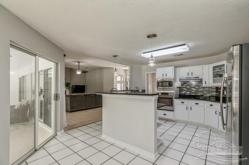 7152 Snug Waters Road Navarre, FL 32566 - Photo 17 of 39