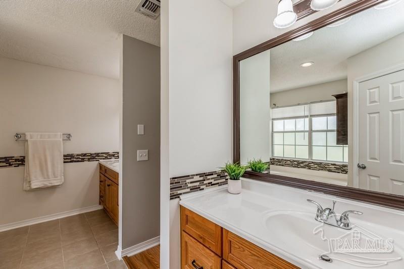 7152 Snug Waters Road Navarre, FL 32566 - Photo 26 of 39