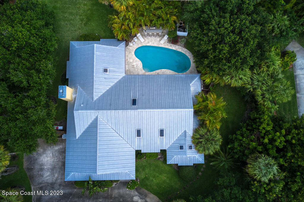 2160 Seagrape Drive Vero Beach, FL 32963 - Photo 32 of 36 33 2160Seagrape-3jpg