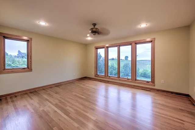 $649,000 | 2131 21st Avenue, Eau Galle, WI 54002