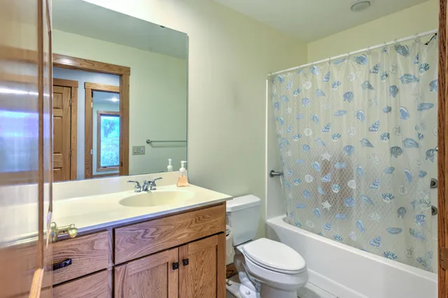 $649,000 | 2131 21st Avenue, Eau Galle, WI 54002