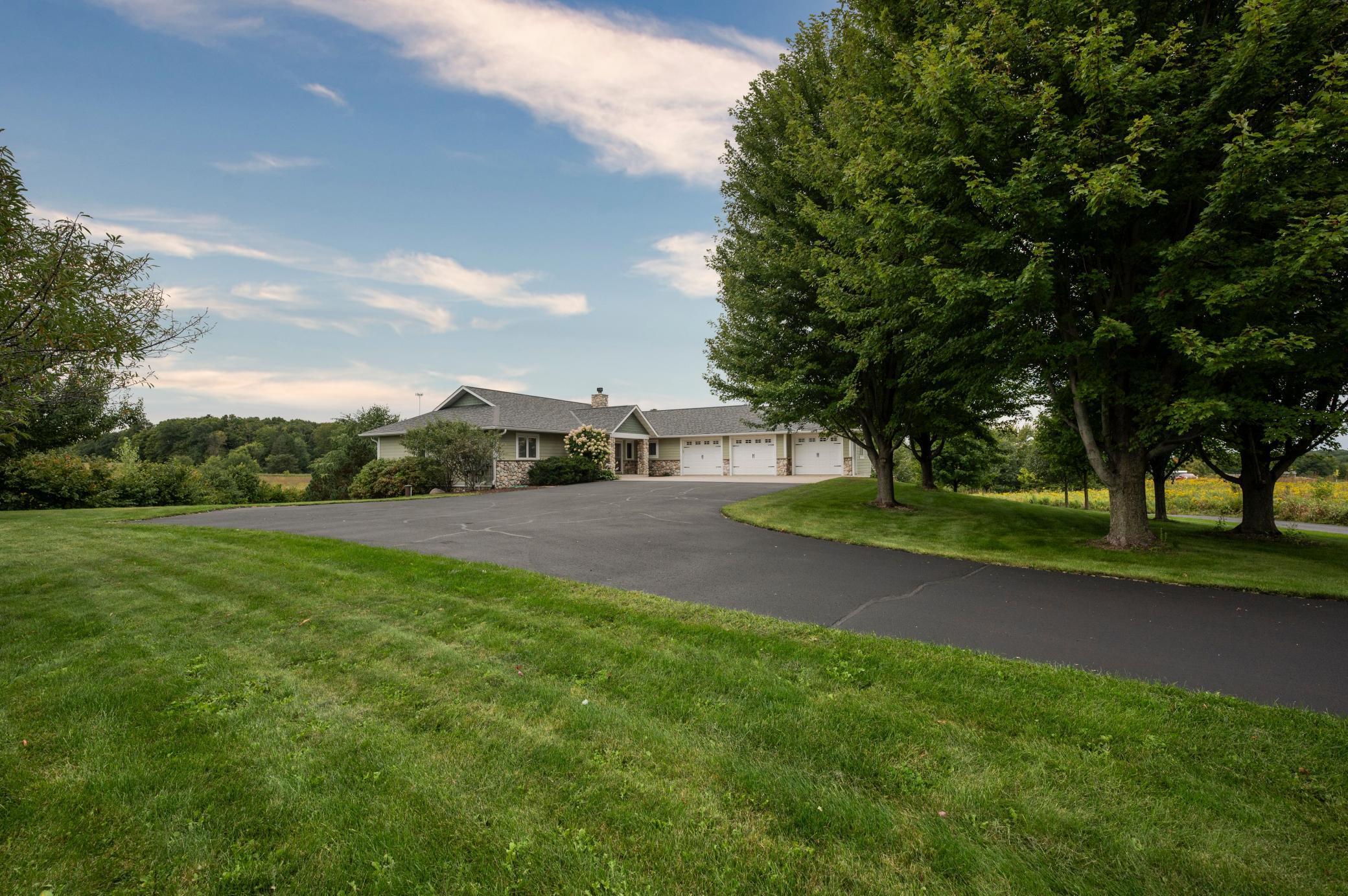 2131 21st Avenue Baldwin, WI 54002 - Photo 2 of 36