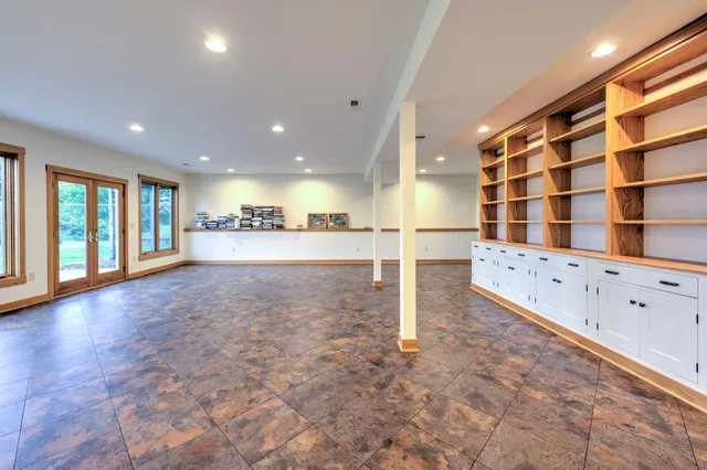 $649,000 | 2131 21st Avenue, Eau Galle, WI 54002