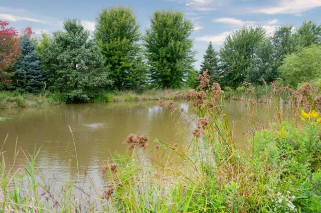 $649,000 | 2131 21st Avenue, Eau Galle, WI 54002