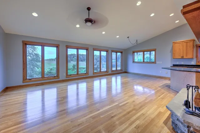 $649,000 | 2131 21st Avenue, Eau Galle, WI 54002