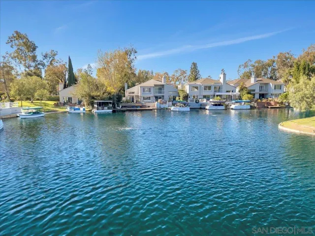 $1,860,000 | 22682 South Canada Court, Lake Forest, CA 92630