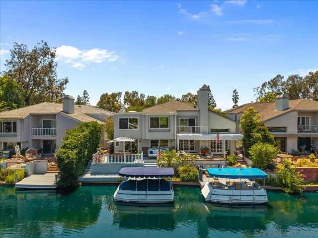 $1,860,000 | 22682 South Canada Court, Lake Forest, CA 92630