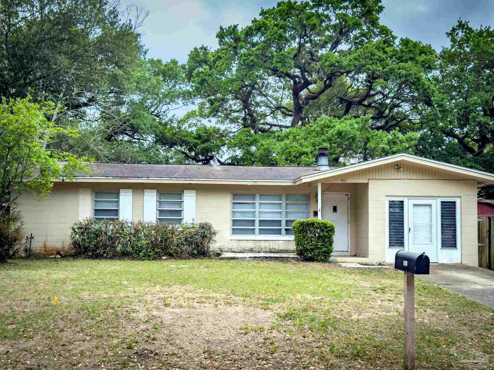 911 Springbrook Avenue Pensacola, FL 32505 - Photo 1 of 30