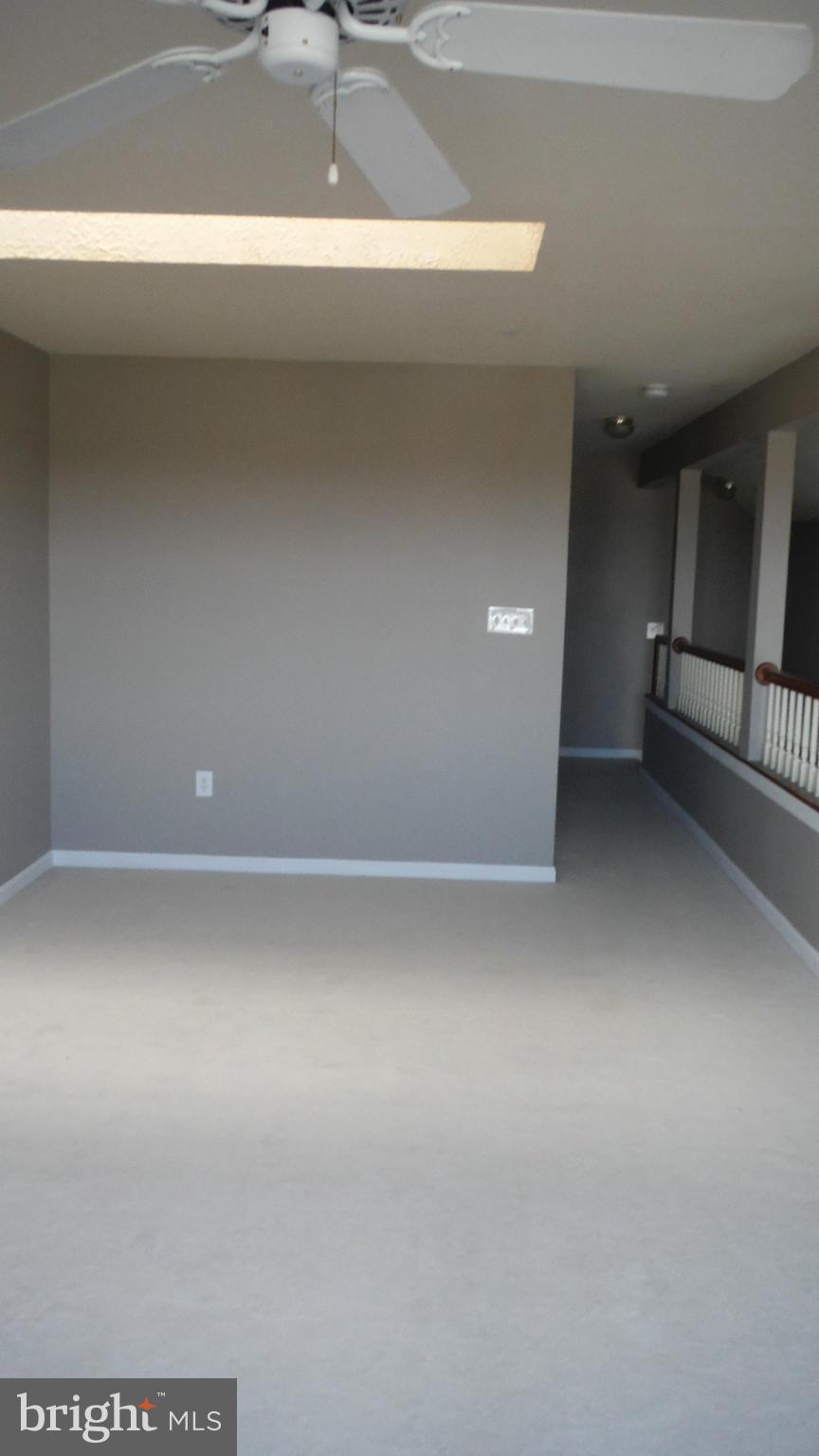 212 Ridgepoint Place, Unit 36 Gaithersburg, MD 20878 - Photo 8 of 12 Interior (General)