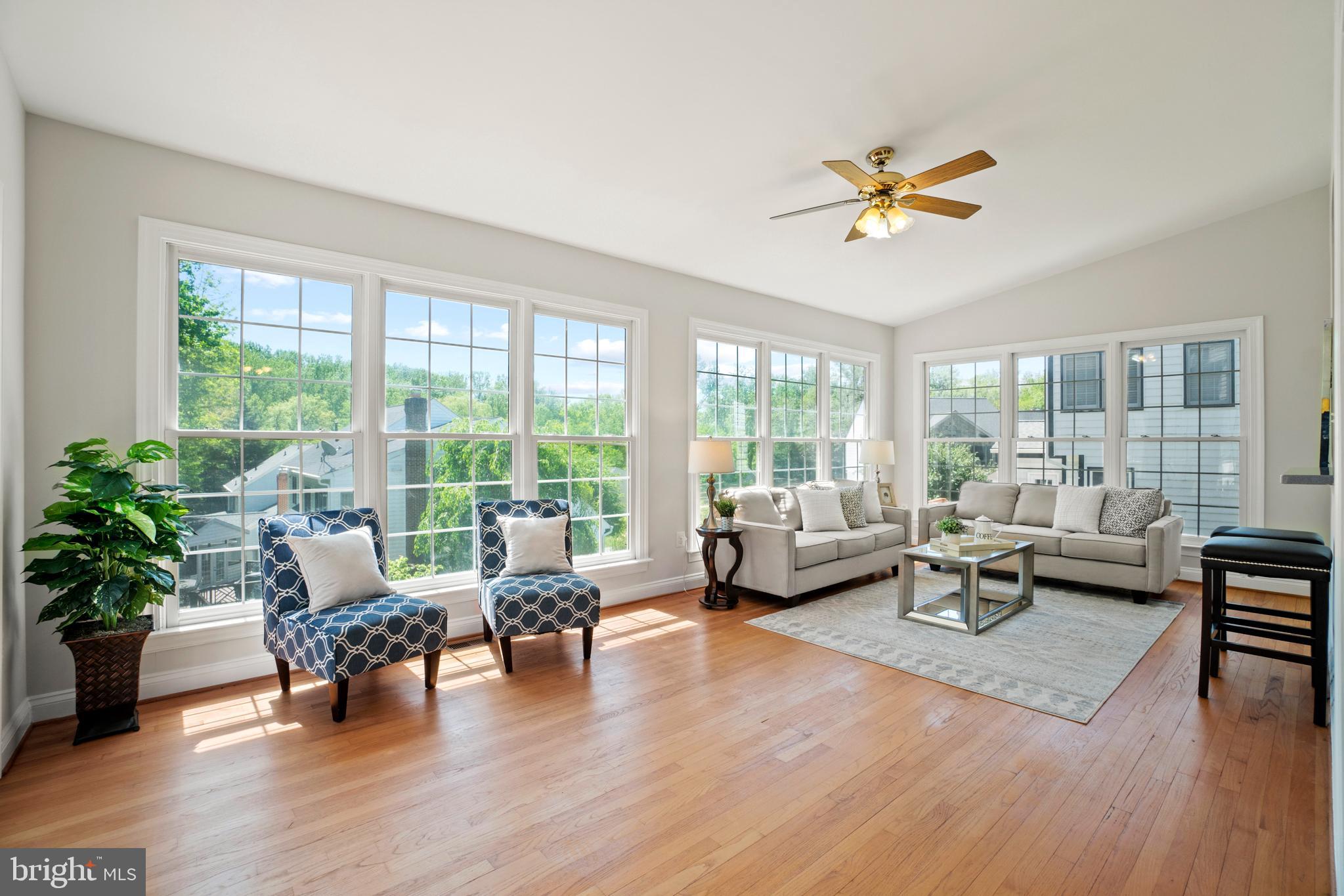 8745 Center Road Springfield, VA 22152 - Photo 18 of 50