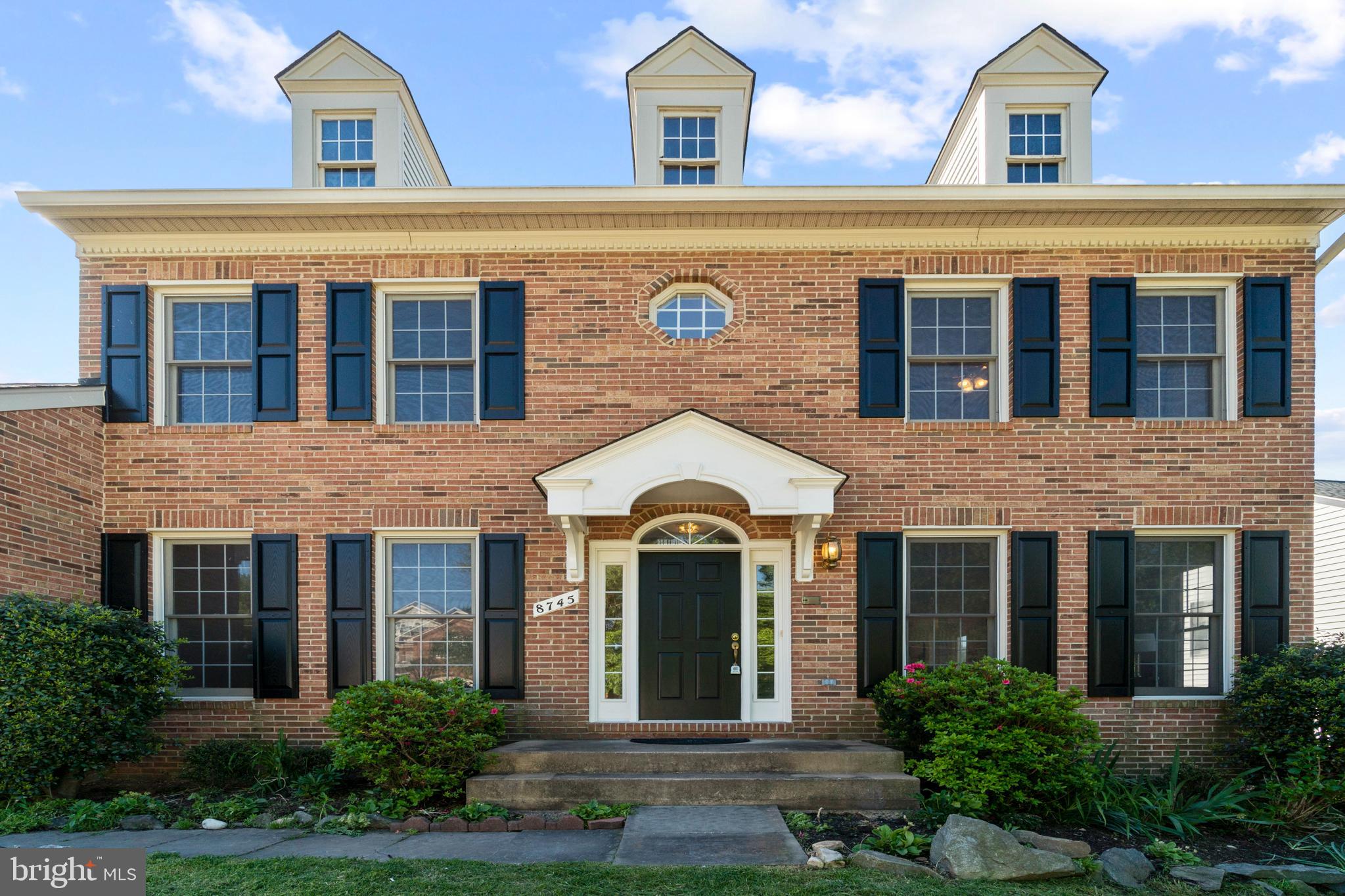 8745 Center Road Springfield, VA 22152 - Photo 3 of 50