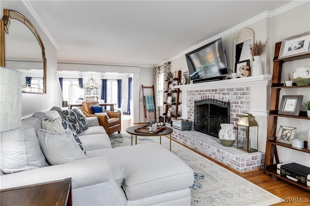 13002 Glengate Road Midlothian, VA 23114 - Photo 2 of 15 family room (pic from previous listing)