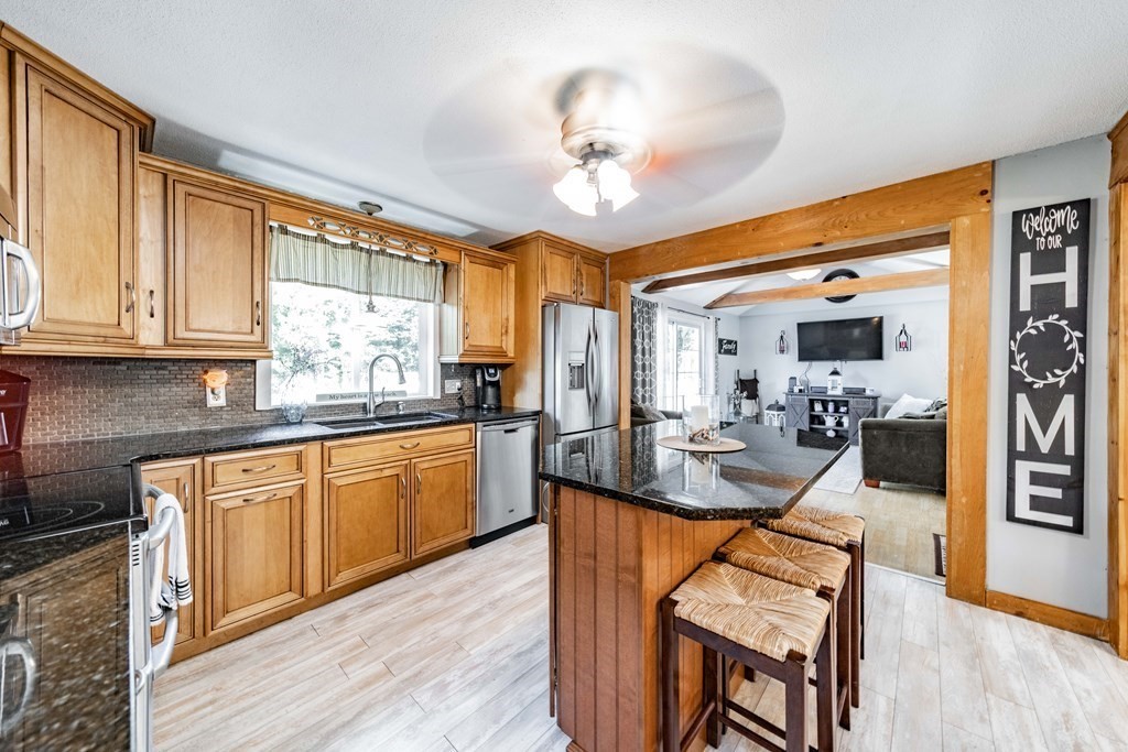 451 W Road Westfield, MA 01085 - Photo 16 of 40