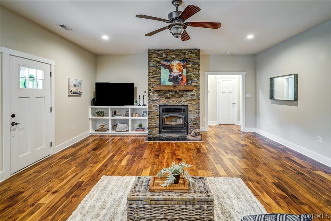 2538 Fairground Road Maidens, VA 23102 - Photo 4 of 49