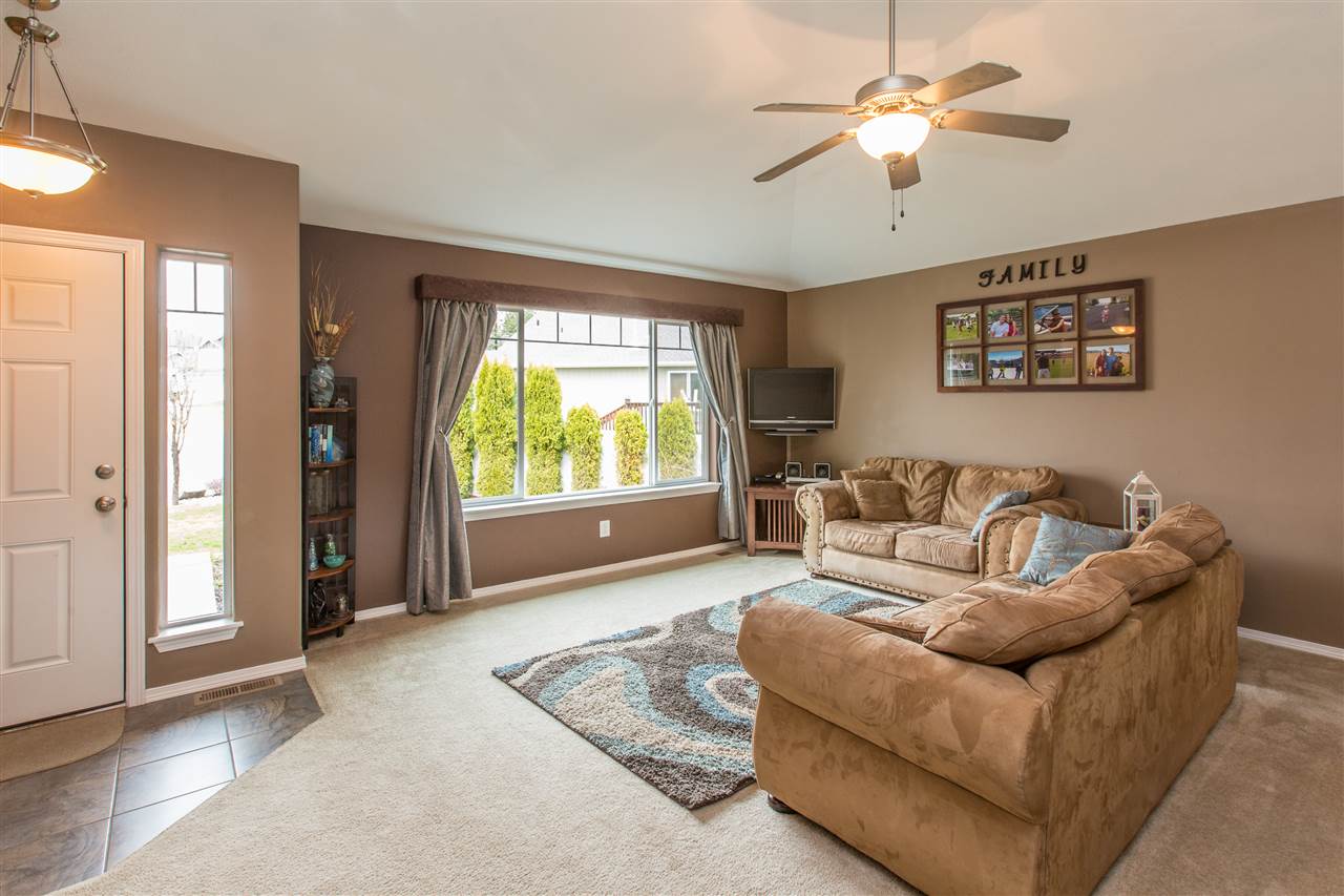 17204 North Cooper Lane Colbert, WA 99005 - Photo 2 of 20 Gallery Image 2