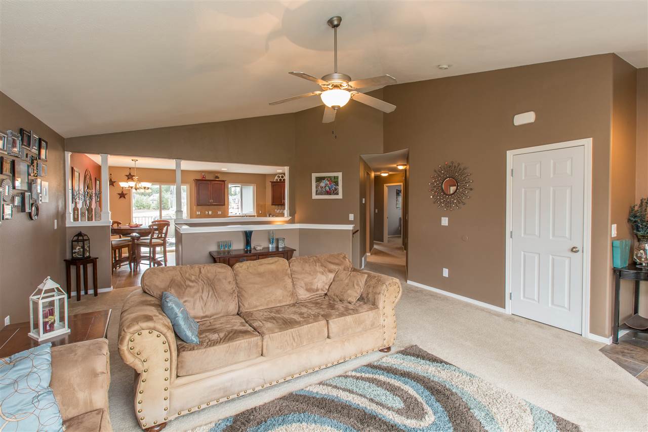 17204 North Cooper Lane Colbert, WA 99005 - Photo 3 of 20 Gallery Image 3