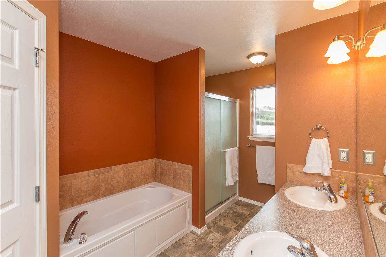 17204 North Cooper Lane Colbert, WA 99005 - Photo 8 of 20 Gallery Image 8