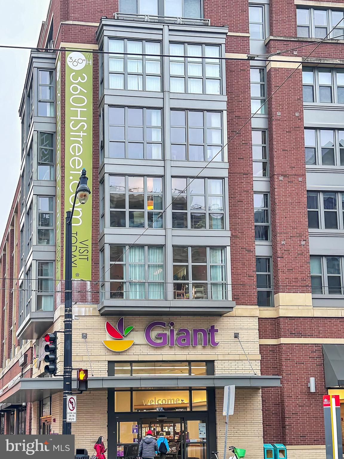 323 E Street Northeast Washington, DC 20002 - Photo 59 of 84 Giant Foods on H Street, NE