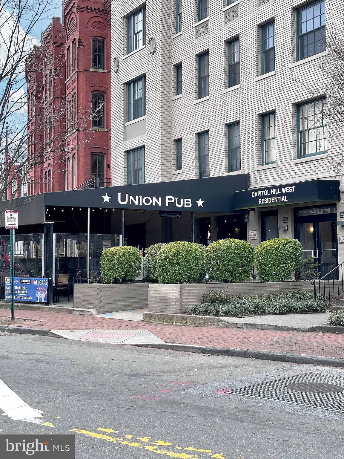 323 E Street Northeast Washington, DC 20002 - Photo 78 of 84 Union Pub