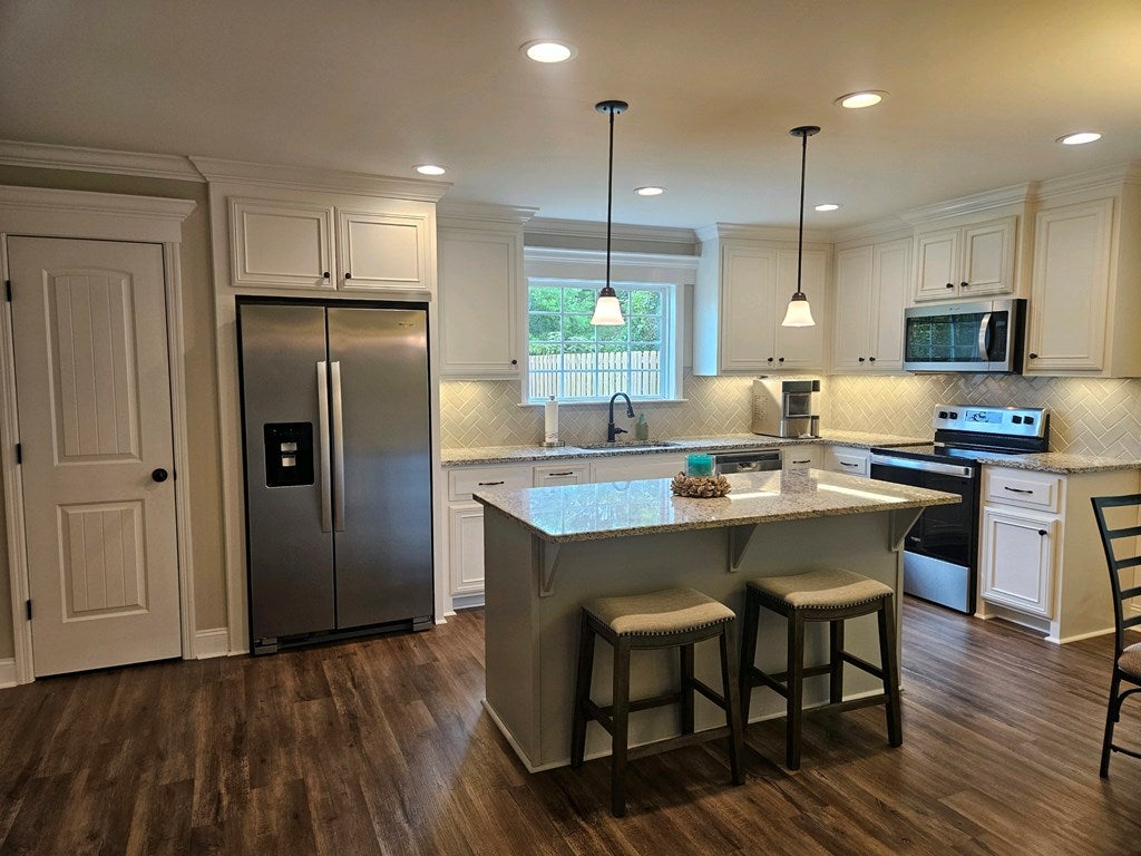 1076 Joiner Road Adel, GA 31620 - Photo 4 of 15 Gallery Image 4
