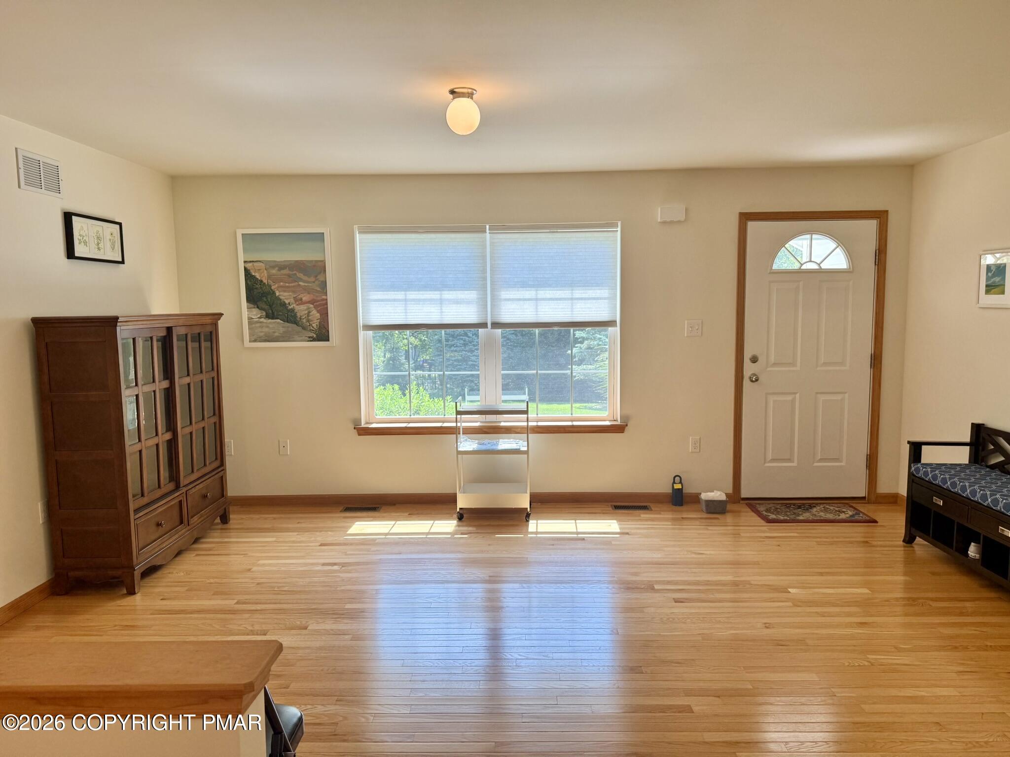 111 Gower Road Albrightsville, PA 18210 - Photo 10 of 48 Living Room