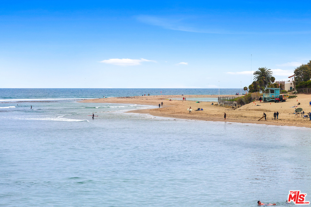 23018 Pacific Coast Highway Malibu, CA 90265 - Photo 34 of 38