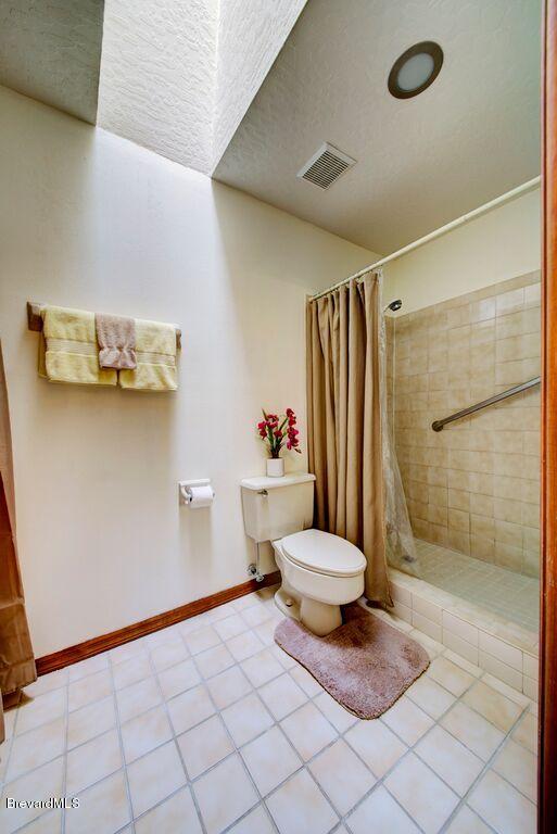 858 Ridge Lake Drive Melbourne, FL 32940 - Photo 15 of 25 Master Bathroom