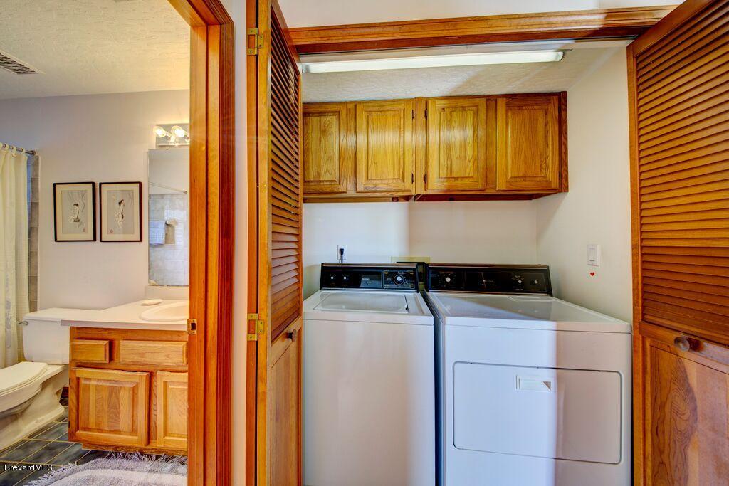 858 Ridge Lake Drive Melbourne, FL 32940 - Photo 21 of 25 Laundry closet