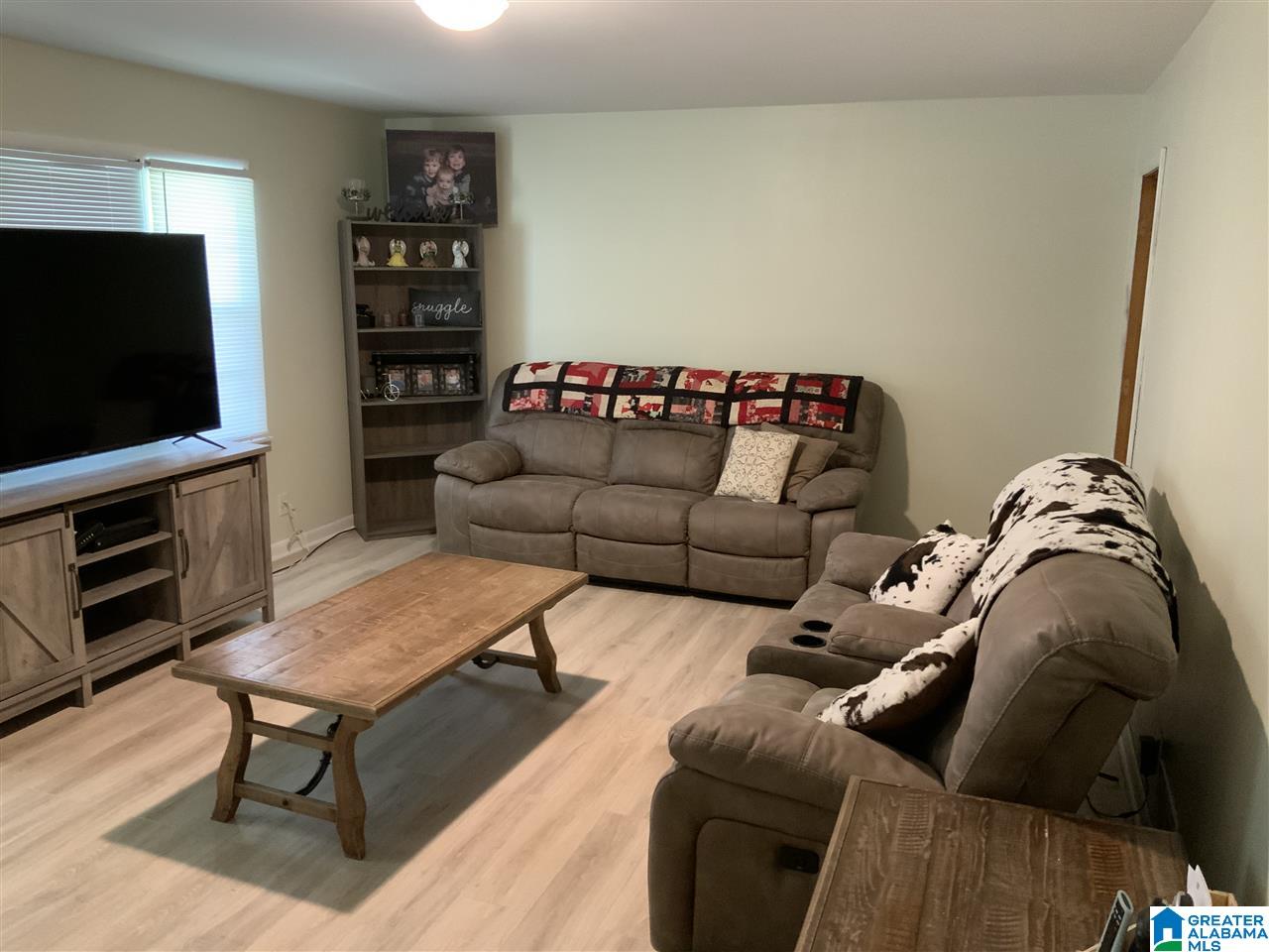 139 Winston Court Bessemer, AL 35023 - Photo 3 of 18