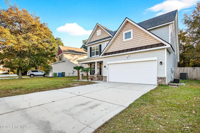 $409,900 | 205 Peggy's Trace, Sneads Ferry, NC 28460