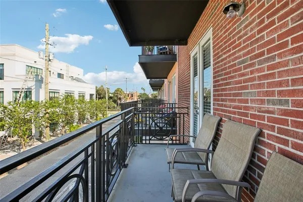 $339,000 | 2002 East 5th Avenue, Unit 205, Tampa, FL 33605