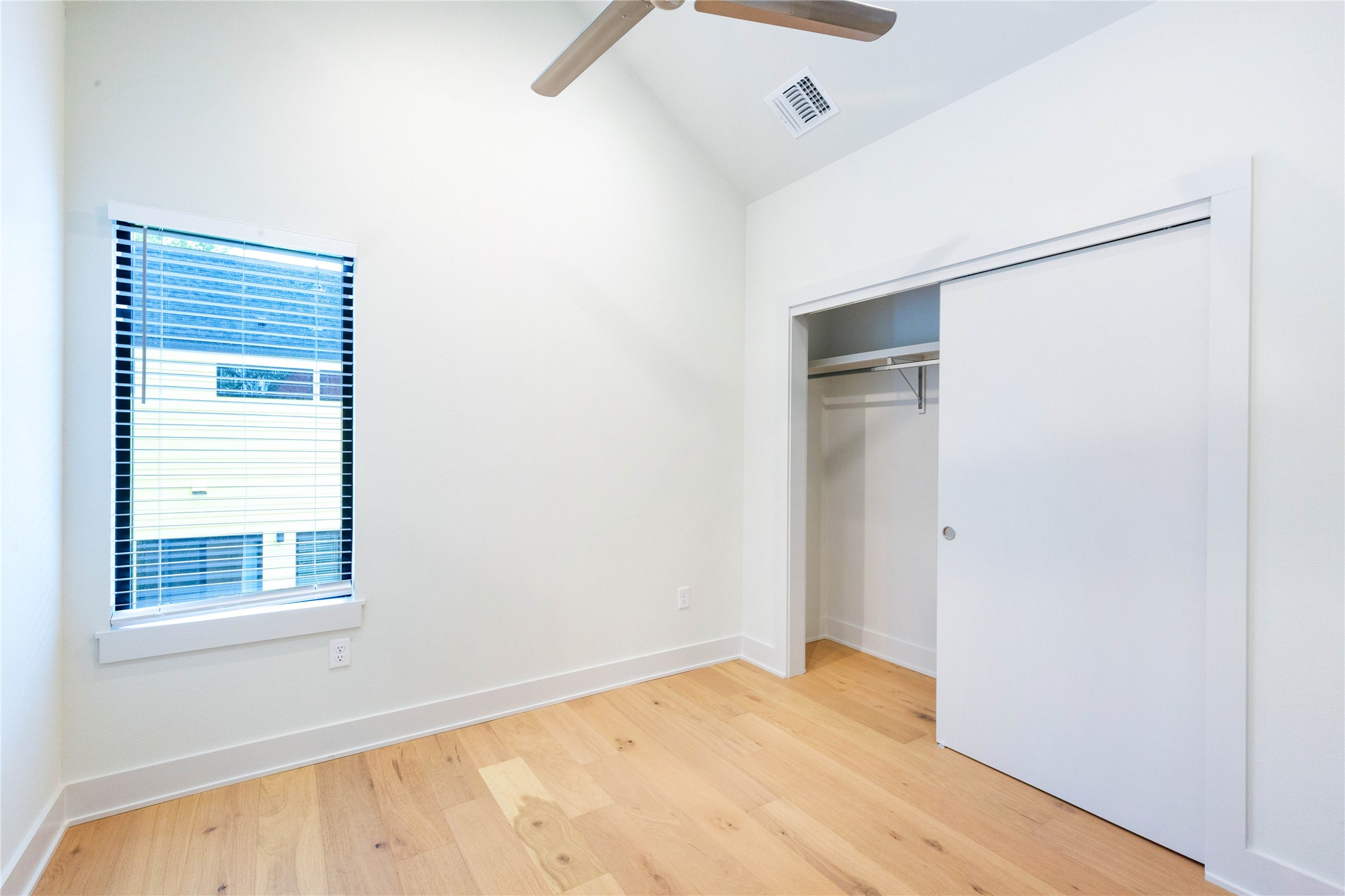 1118 Walton Lane, Unit 3 Austin, TX 78721 - Photo 10 of 18