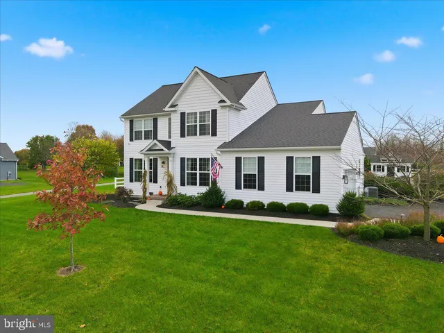 $595,000 | 14 Avalon Circle, Barto, PA 19504
