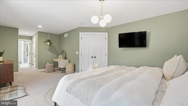 $595,000 | 14 Avalon Circle, Barto, PA 19504