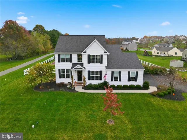 $595,000 | 14 Avalon Circle, Barto, PA 19504