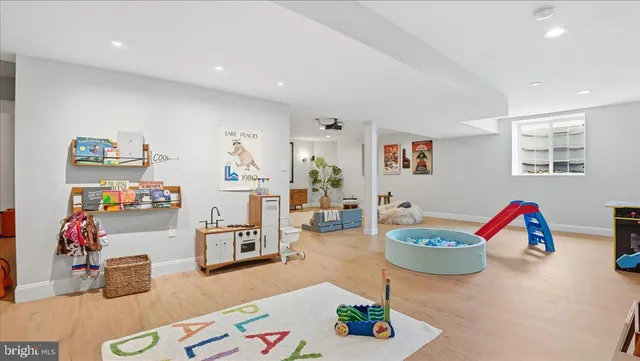 $595,000 | 14 Avalon Circle, Barto, PA 19504