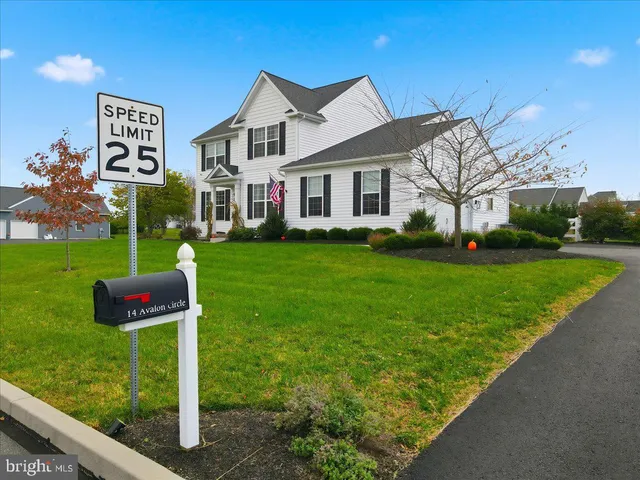 $595,000 | 14 Avalon Circle, Barto, PA 19504