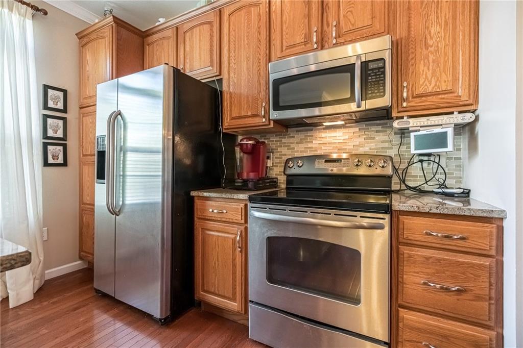 357 Wealdstone Road Cranberry Township, PA 16066 - Photo 11 of 25 Mutiple Cabinets, Pantry and Stainless Appliances