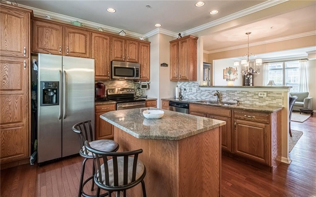 357 Wealdstone Road Cranberry Township, PA 16066 - Photo 7 of 25 Dine In Island, Recessed Lighting and Stainless Appliances