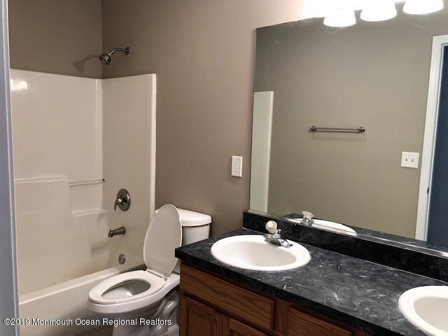 370 Jackson Mills Road Jackson, NJ 08527 - Photo 25 of 30 Bathroom main 1
