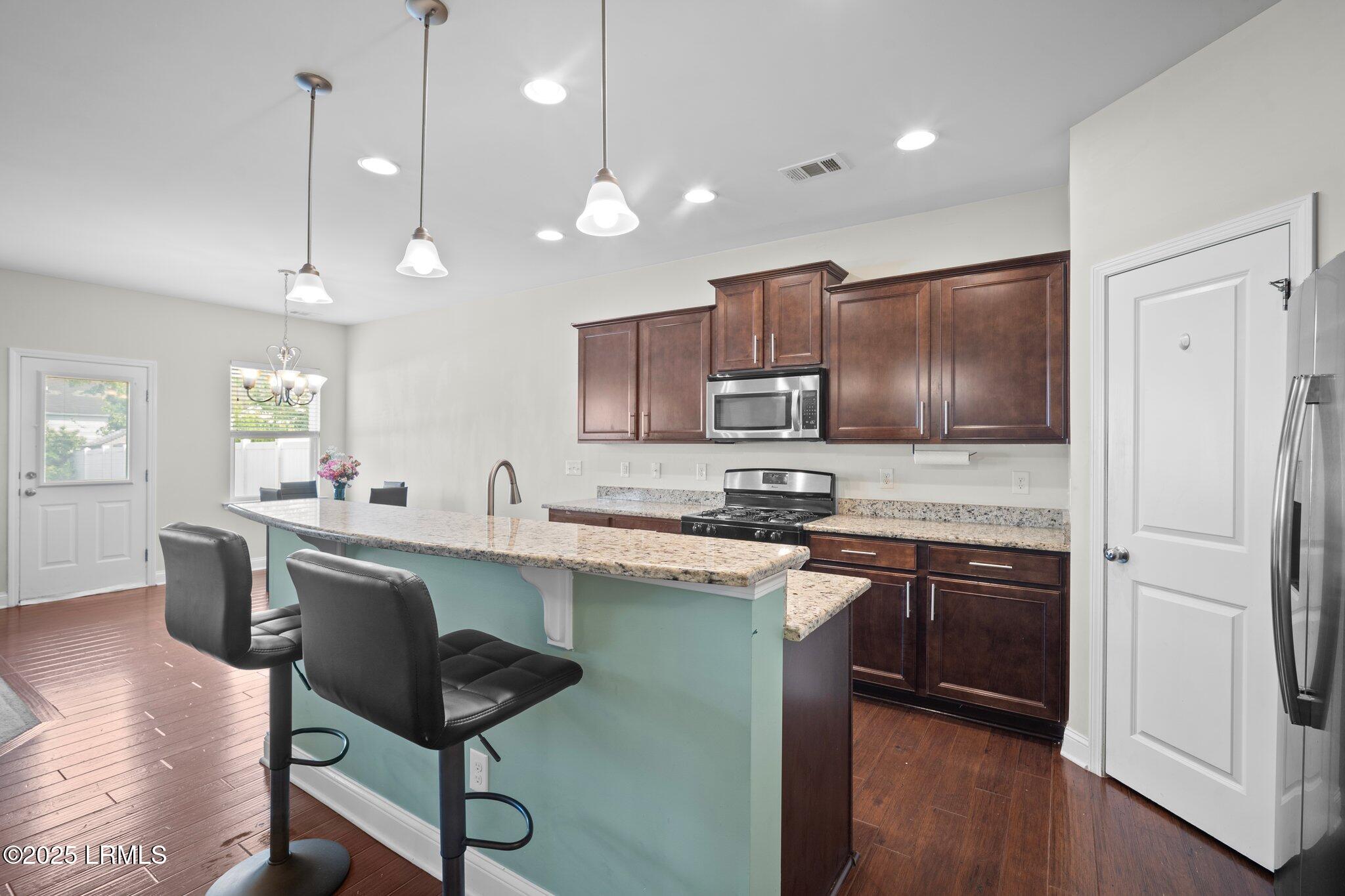 13 Brasstown Way Beaufort, SC 29906 - Photo 6 of 40 30-web-or-mls-DSC01914